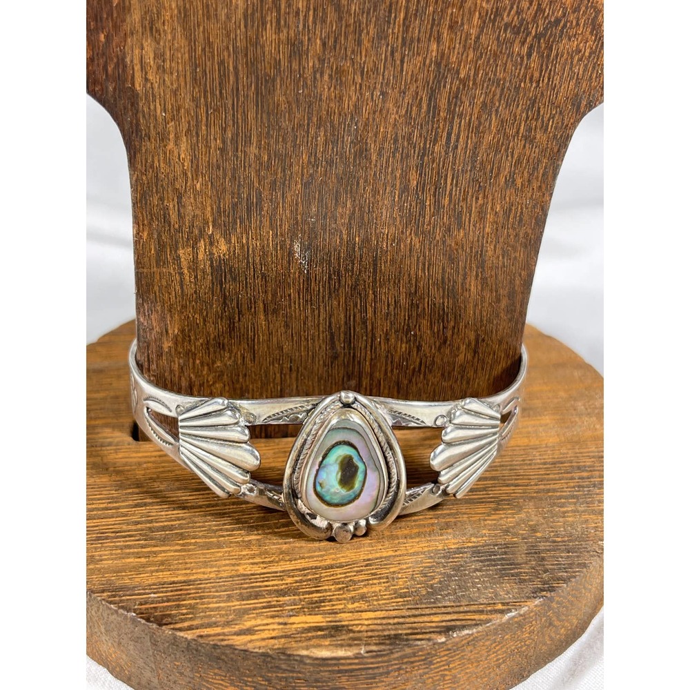 Vintage Native American Sterling Abalone Bracelet Bell Trading Company